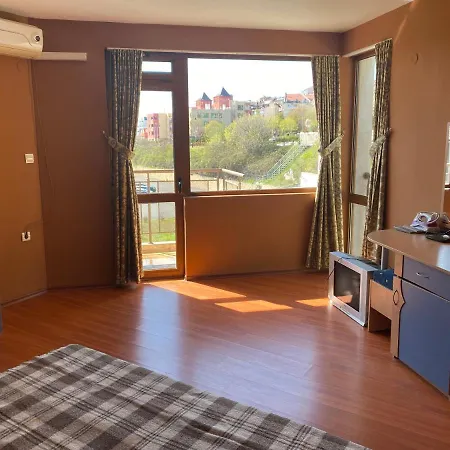 公寓 Compas Apartament