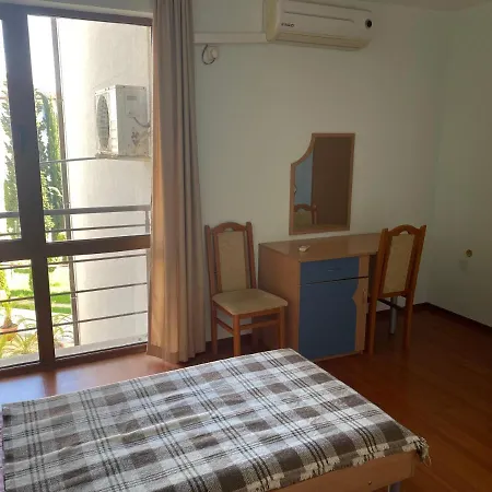 公寓 Compas Apartament *